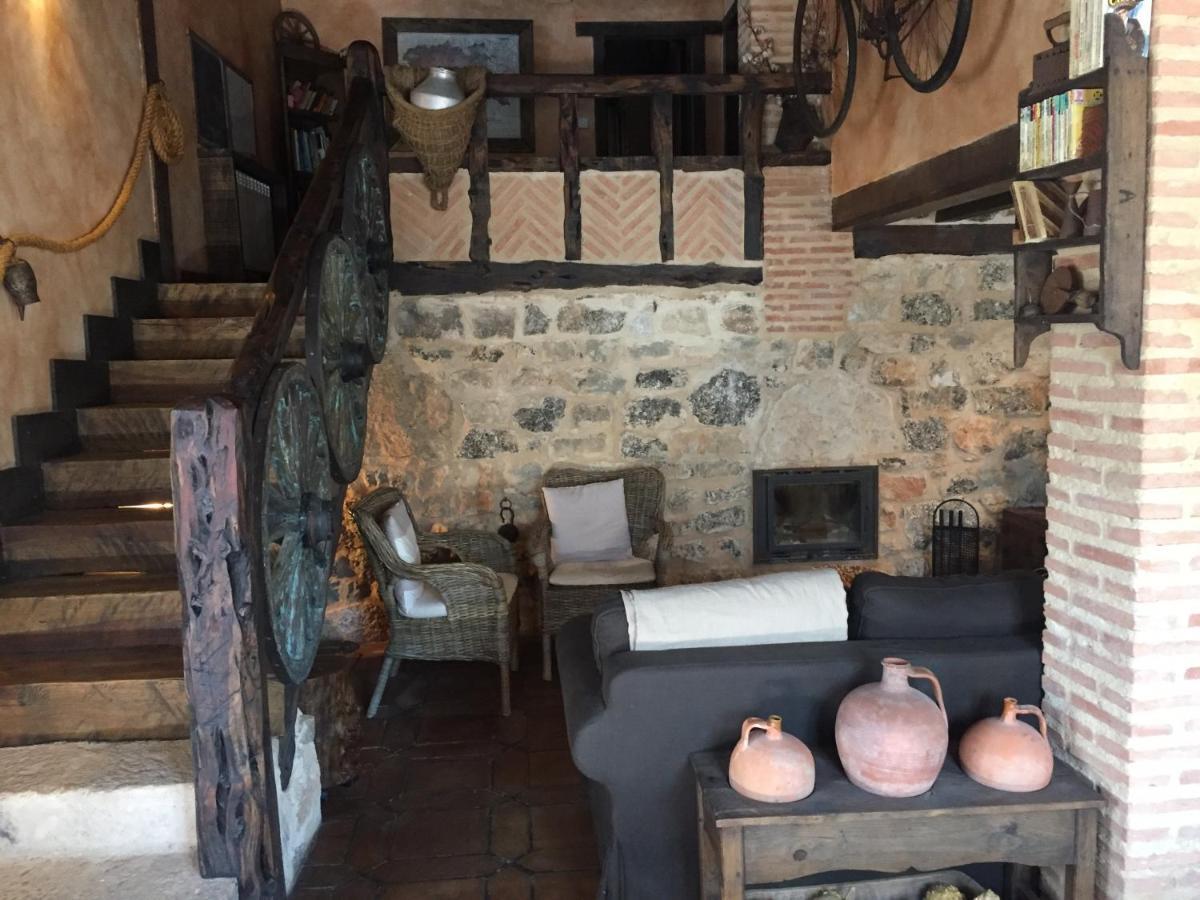 Casa Rural La Charolesa Aguilera Экстерьер фото